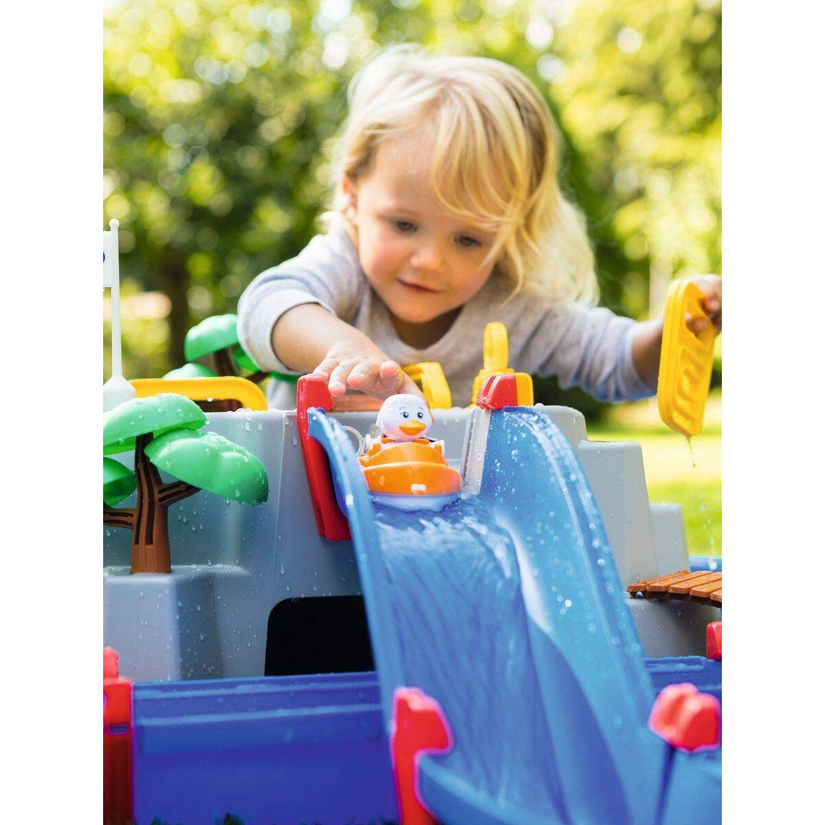 Aquaplay Mountain Lake